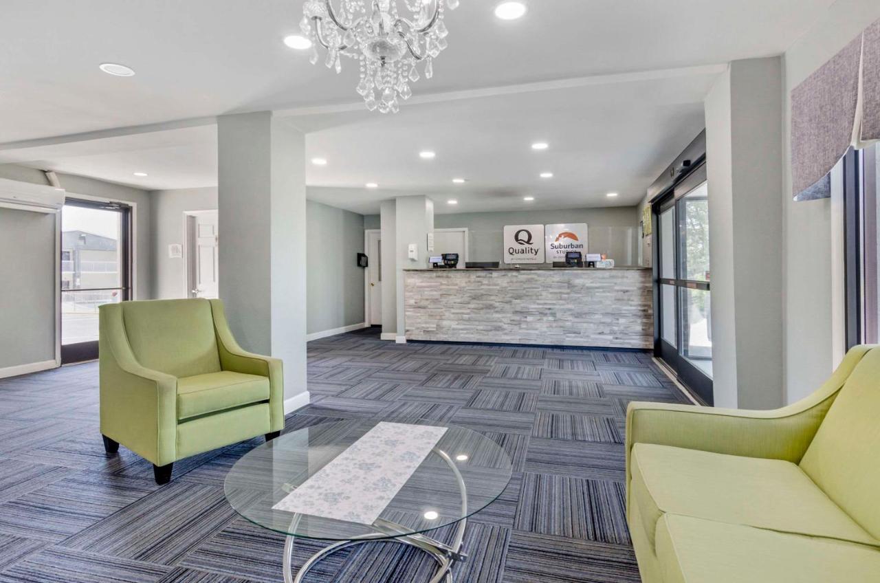 Suburban Studios Verona - Staunton North ภายนอก รูปภาพ